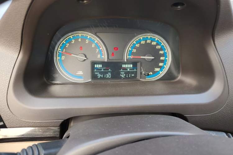 Used Baojun 730 2014 1.5L manual Comfort version 7 seats Instrument Cluster