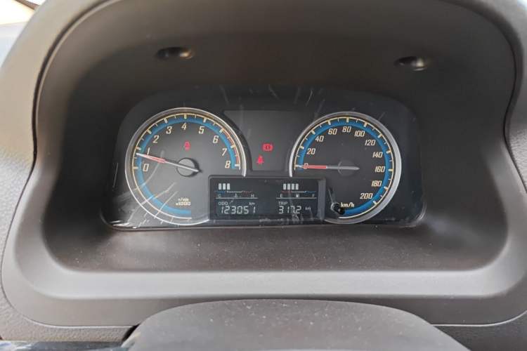 Used Baojun 730 2014 1.5L manual Comfort version 7 seats Instrument Cluster