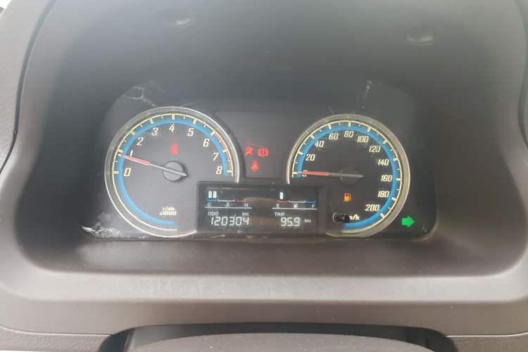 Used Baojun 730 2014 1.5L manual standard trim 7 seats Instrument Cluster