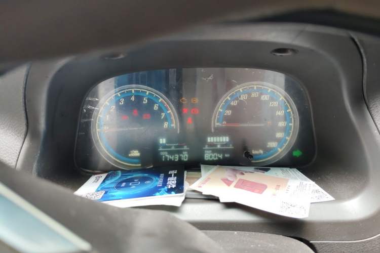 Used Baojun 730 2014 1.5L manual Comfort version 7 seats Instrument Cluster