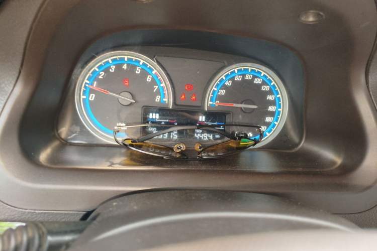 Used Baojun 730 2014 1.5L Manual Luxury Navigation ESP Version 7 Seats Instrument Cluster