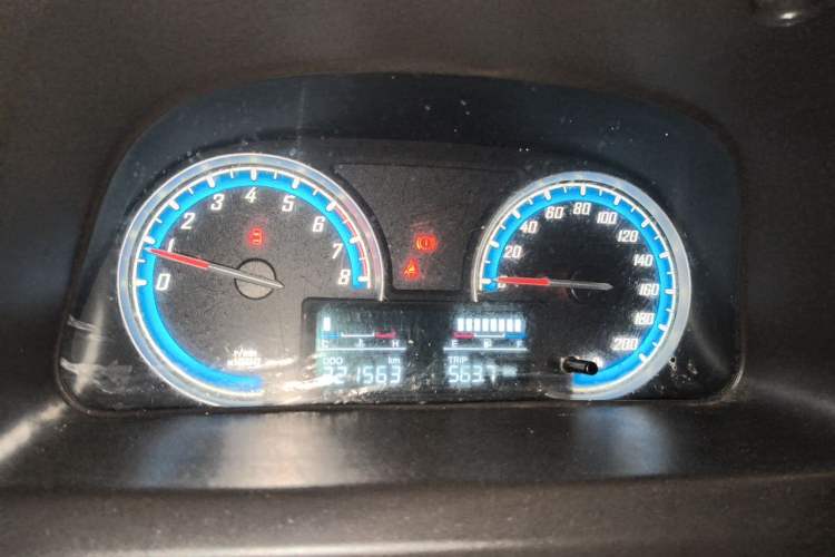 Used Baojun 730 2014 1.5L manual Comfort version 7 seats Instrument Cluster