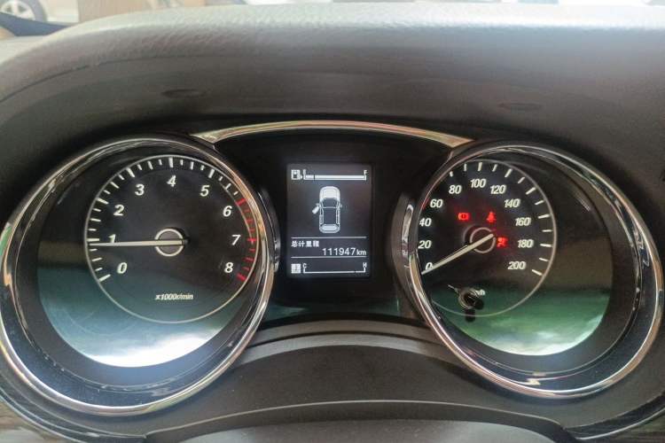 Used Baojun 730 2014 1.5L manual Comfort version 7 seats Instrument Cluster