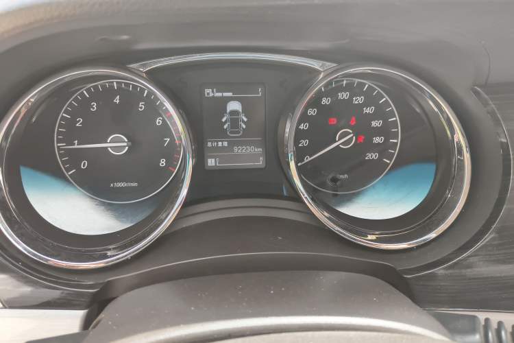 Used Baojun 730 2014 1.5L manual Comfort version 7 seats Instrument Cluster