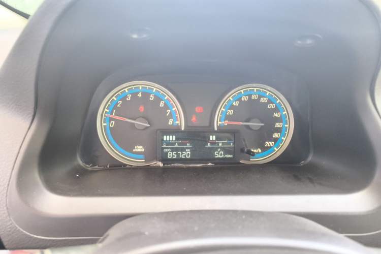 Used Baojun 730 2014 1.5L manual Comfort version 7 seats Instrument Cluster