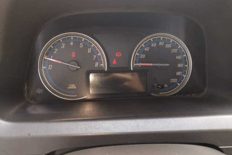 Used Baojun 730 2014 1.5L manual Comfort version 7 seats Instrument Cluster