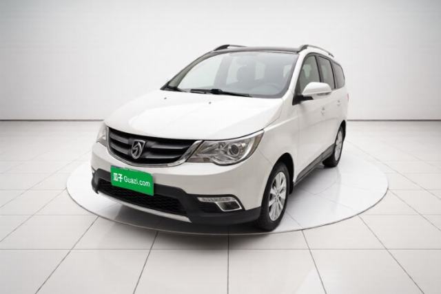 Used Baojun 730 2014 1.5L manual luxury trim 7 seats