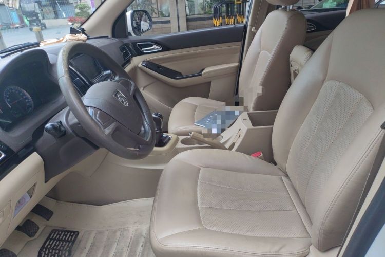 Used Baojun 730 2014 1.5L manual Comfort version 7 seats Left Front Seat