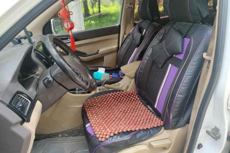 Used Baojun 730 2014 1.5L manual Comfort version 7 seats Left Front Seat