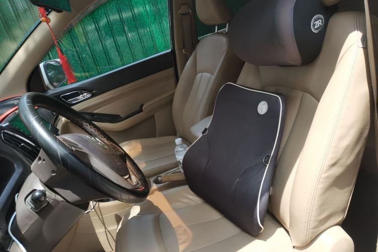 Used Baojun 730 2014 1.5L manual Comfort version 7 seats Left Front Seat