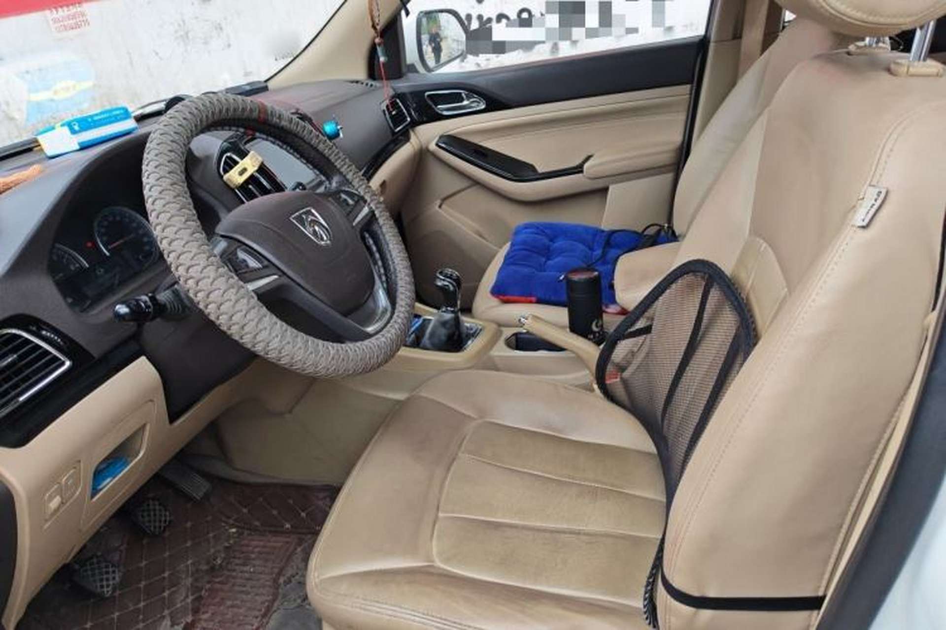 Used Baojun 730 2014 1.5L manual luxury trim 7 seats Left Front Seat