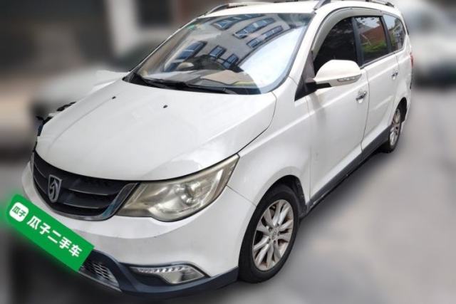 Used Baojun 730 2014 1.5L manual Comfort version 7 seats