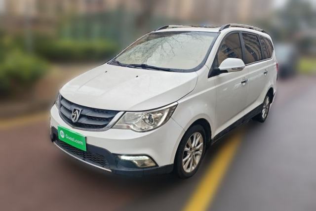 Used Baojun 730 2014 1.5L Manual Luxury Navigation ESP Version 7 Seats