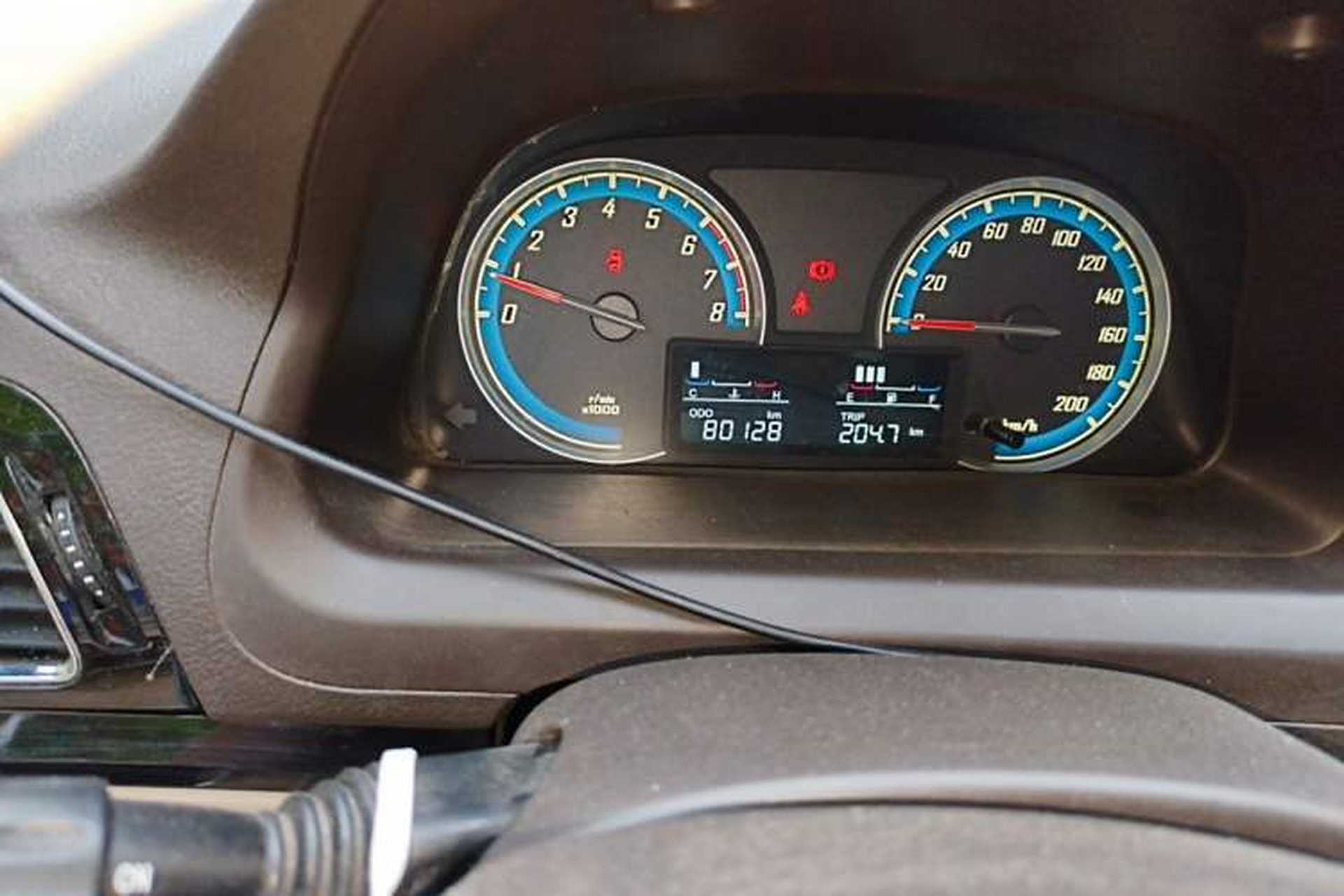 Used Baojun 730 2014 1.5L manual Comfort ESP version 7 seats Odometer Close Up