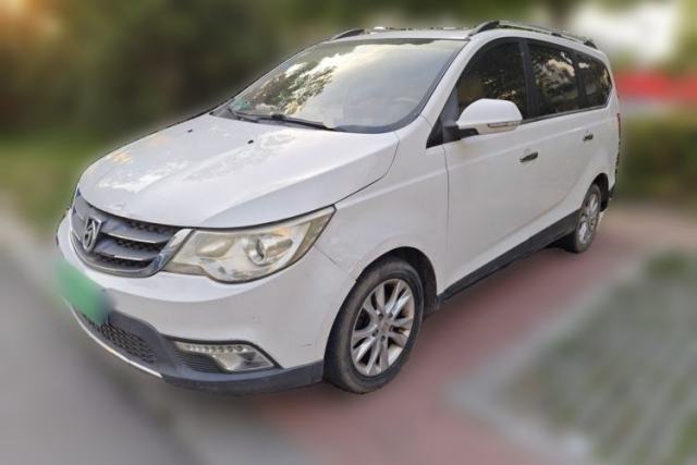 Used Baojun 730 2014 1.5L manual luxury trim 7 seats