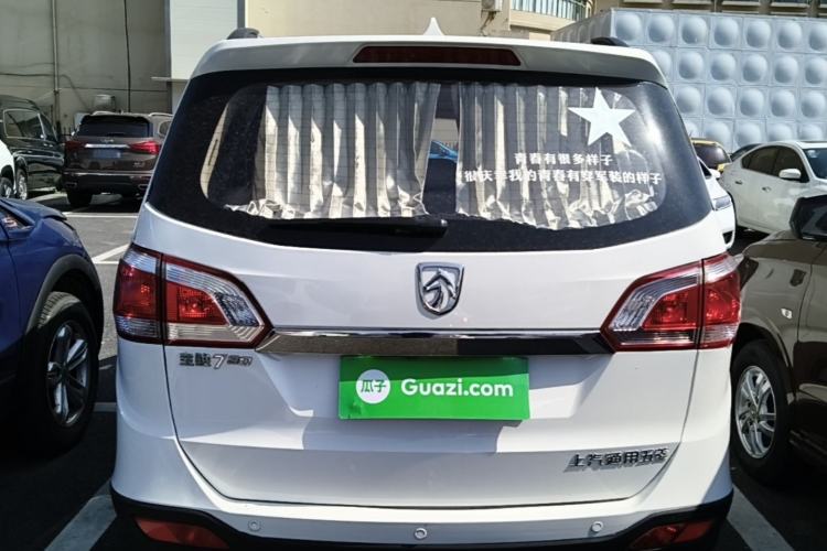 Used Baojun 730 2014 1.5L manual Comfort ESP version 7 seats Rear