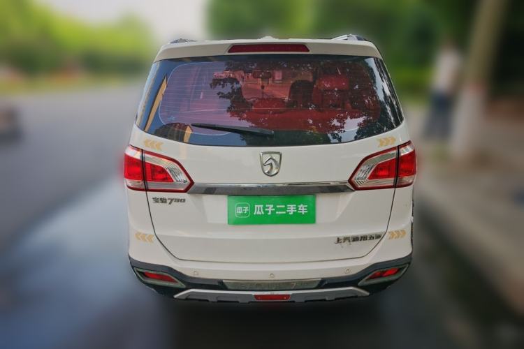 Used Baojun 730 2014 1.5L Manual Luxury Navigation ESP Version 7 Seats Rear