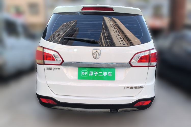 Used Baojun 730 2014 1.5L Manual Luxury Navigation ESP Version 7 Seats Rear