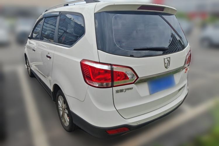 Used Baojun 730 2014 1.5L manual Comfort ESP version 7 seats Rear Left 45 Deg