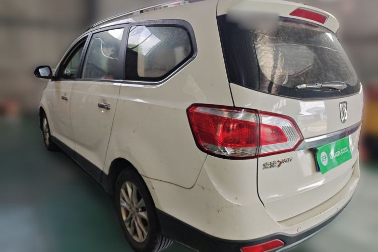 Used Baojun 730 2014 1.5L manual Comfort version 7 seats Rear Left 45 Deg