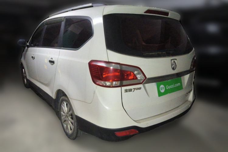 Used Baojun 730 2014 1.5L manual Comfort version 7 seats Rear Left 45 Deg