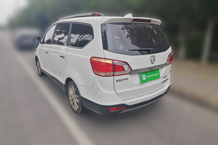 Used Baojun 730 2014 1.5L manual luxury trim 7 seats Rear Left 45 Deg