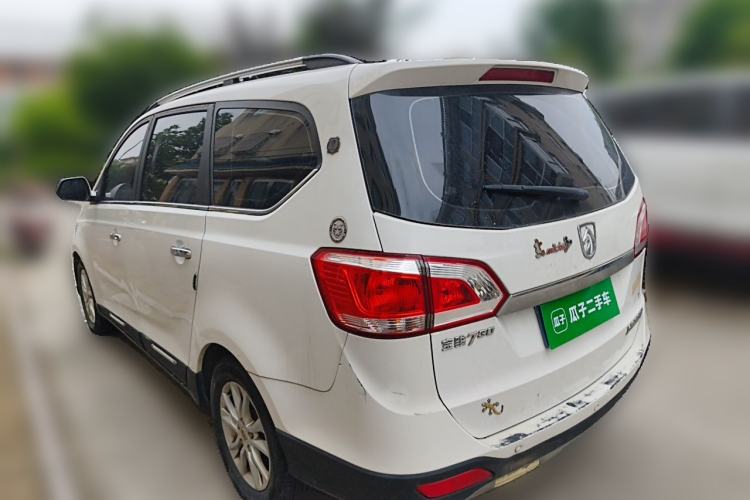 Used Baojun 730 2014 1.5L manual luxury trim 7 seats Rear Left 45 Deg