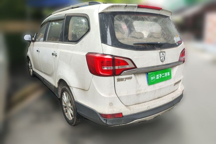 Used Baojun 730 2014 1.5L manual Comfort version 7 seats Rear Left 45 Deg