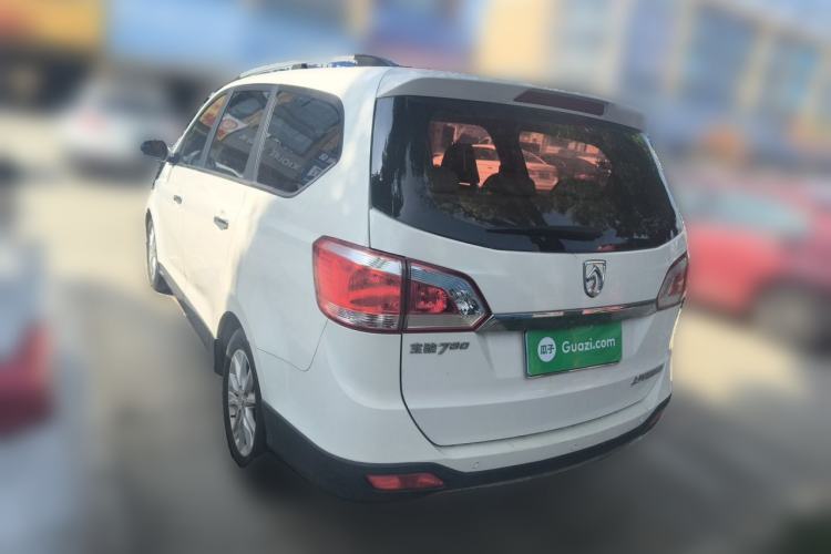 Used Baojun 730 2014 1.5L manual luxury trim 7 seats Rear Left 45 Deg