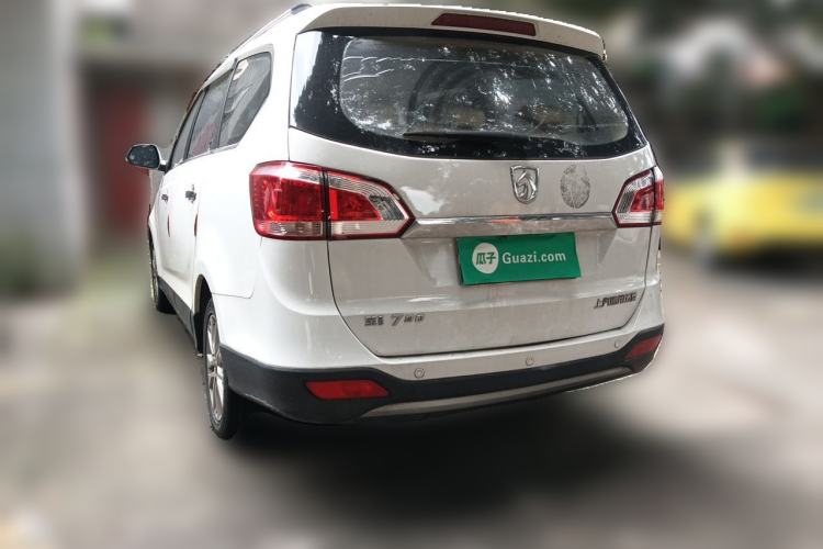 Used Baojun 730 2014 1.5L manual Comfort version 7 seats Rear Left 45 Deg