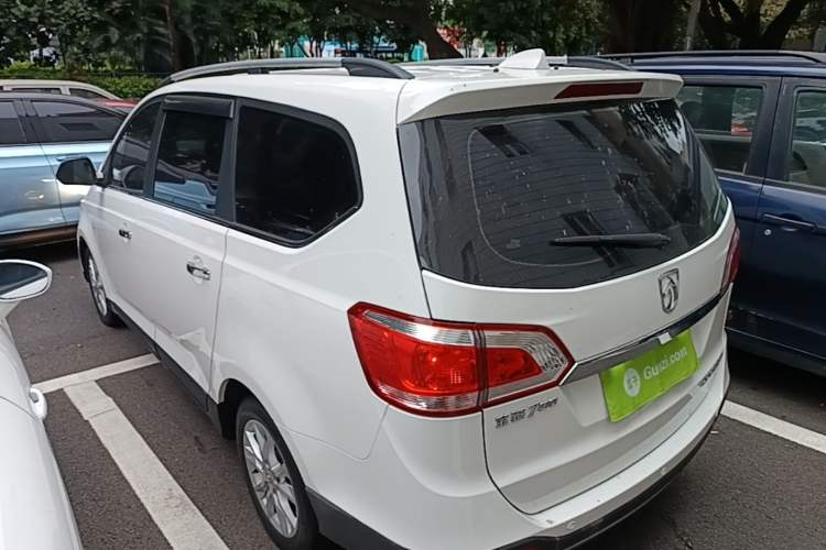 Used Baojun 730 2014 1.5L Manual Luxury Navigation ESP Version 7 Seats Rear Left 45 Deg