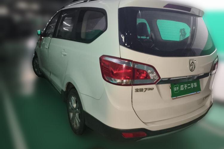 Used Baojun 730 2014 1.5L manual standard trim 7 seats Rear Left 45 Deg
