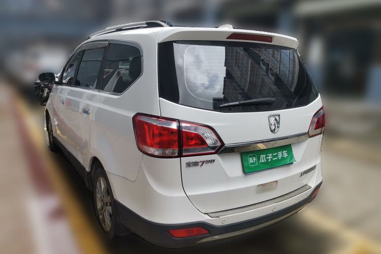 Used Baojun 730 2014 1.5L manual Comfort version 7 seats Rear Left 45 Deg
