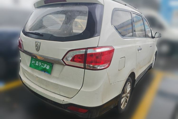 Used Baojun 730 2014 1.5L manual Comfort version 7 seats Rear Right 45 Deg