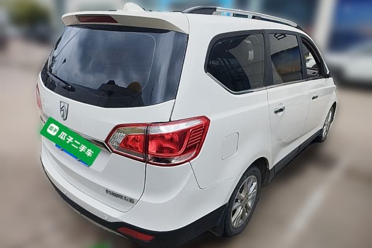 Used Baojun 730 2014 1.5L Manual Luxury Navigation ESP Version 7 Seats Rear Right 45 Deg