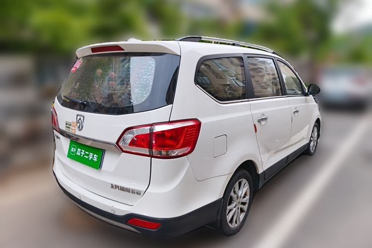 Used Baojun 730 2014 1.5L manual Comfort ESP version 7 seats Rear Right 45 Deg