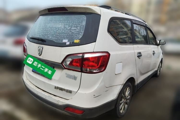 Used Baojun 730 2014 1.5L manual Comfort version 7 seats Rear Right 45 Deg