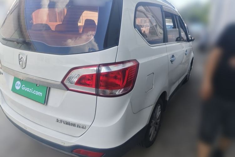 Used Baojun 730 2014 1.5L manual Comfort version 7 seats Rear Right 45 Deg