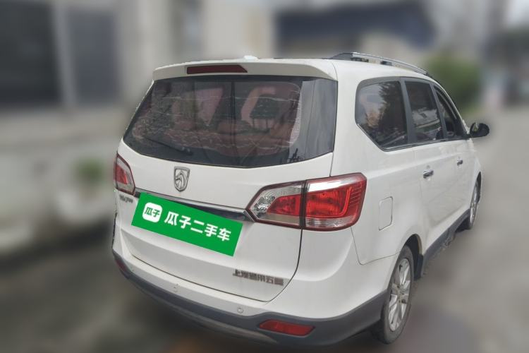Used Baojun 730 2014 1.5L manual Comfort version 7 seats Rear Right 45 Deg
