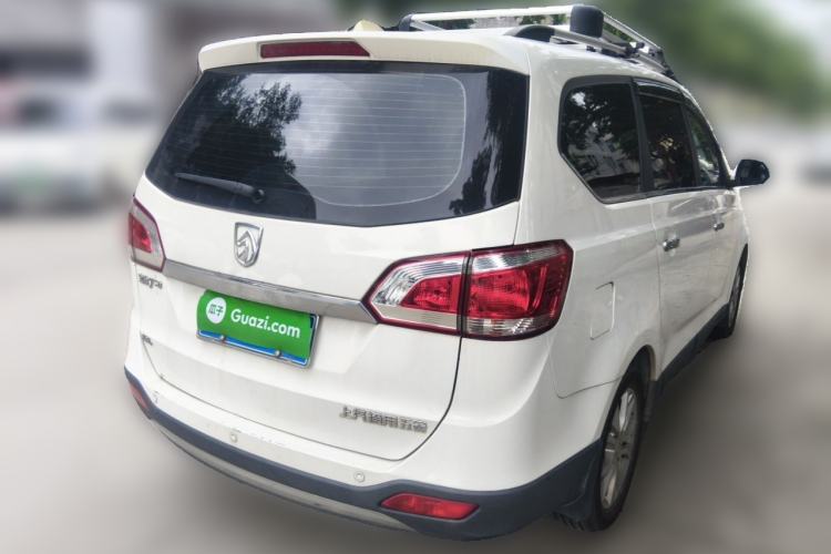 Used Baojun 730 2014 1.8L manual Comfort trim 7-seater Rear Right 45 Deg