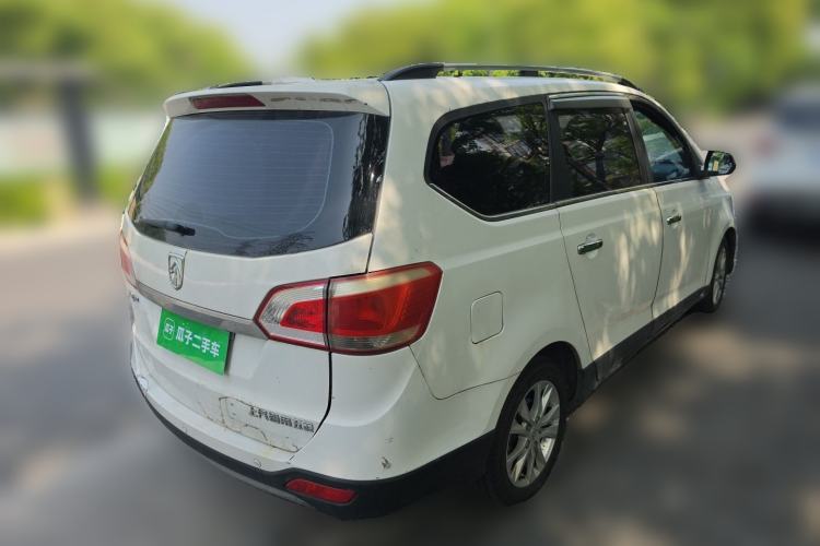 Used Baojun 730 2014 1.5L Manual Luxury Navigation ESP Version 7 Seats Rear Right 45 Deg