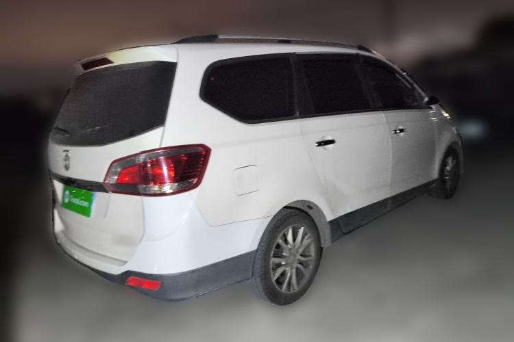 Used Baojun 730 2014 1.5L manual Comfort version 7 seats Rear Right 45 Deg