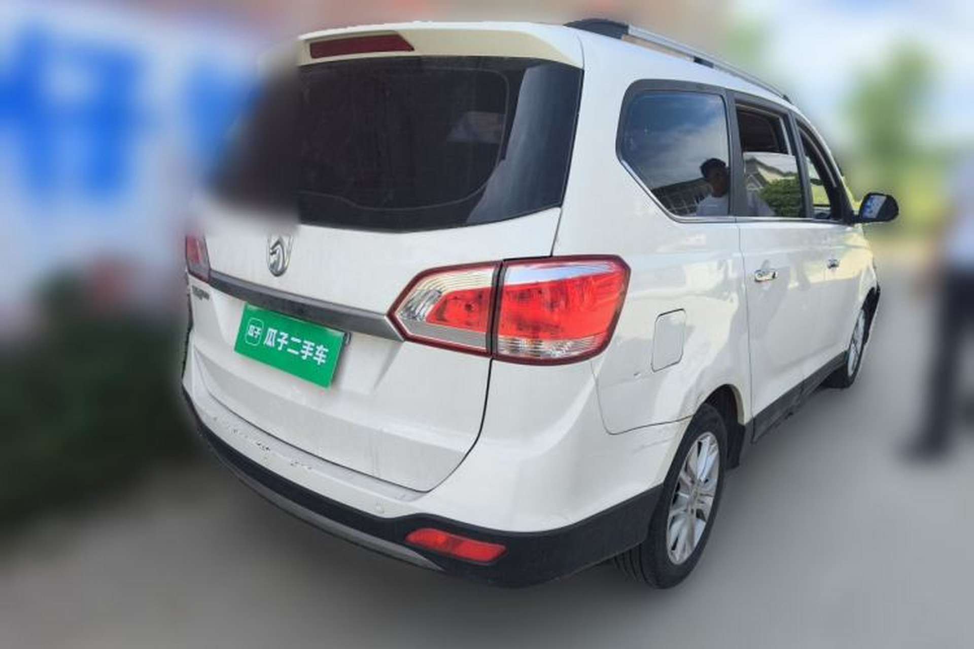 Used Baojun 730 2014 1.5L manual Comfort version 7 seats Rear Right 45 Deg