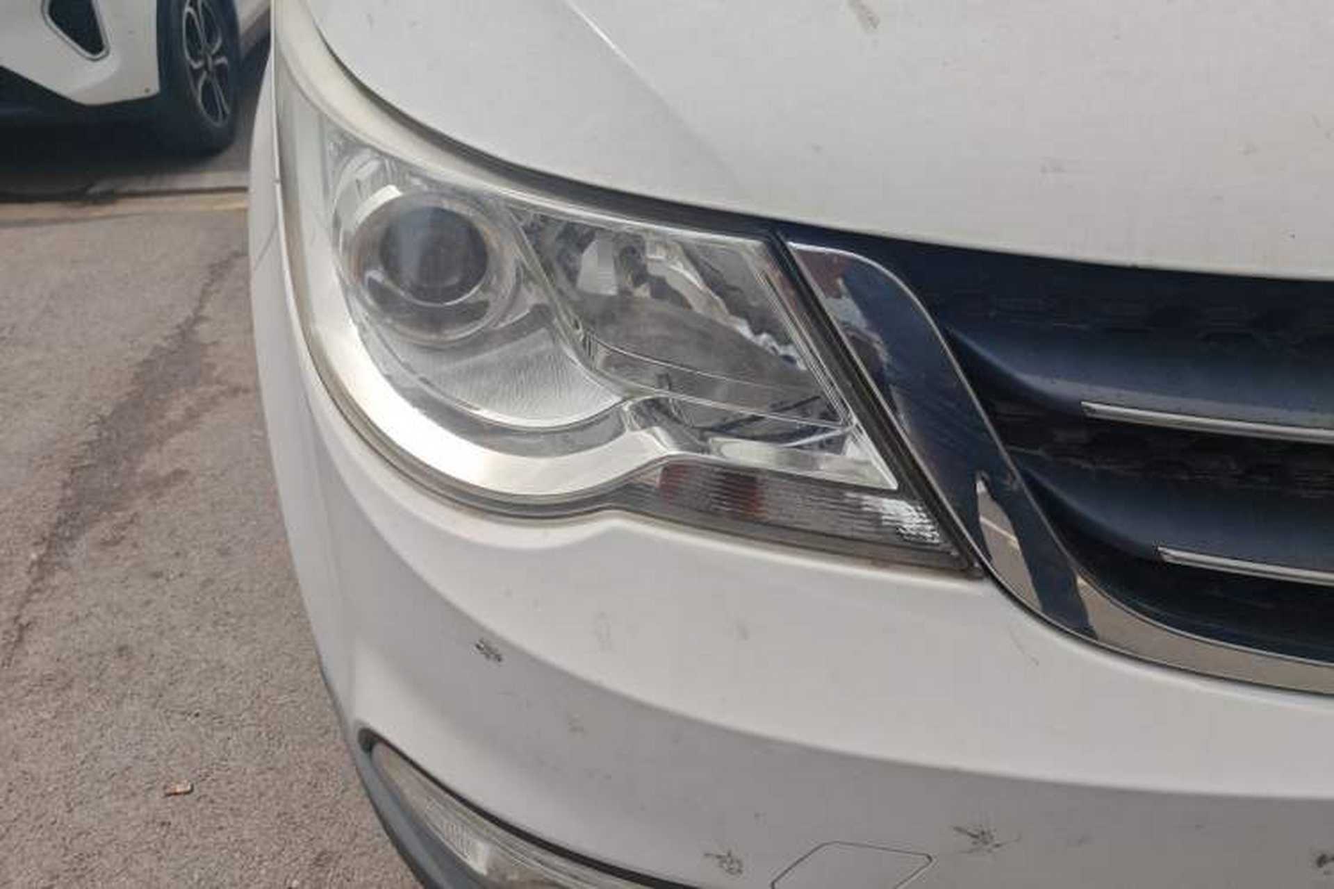 Used Baojun 730 2014 1.5L Manual Luxury Navigation ESP Version 7 Seats Right Front Headlight
