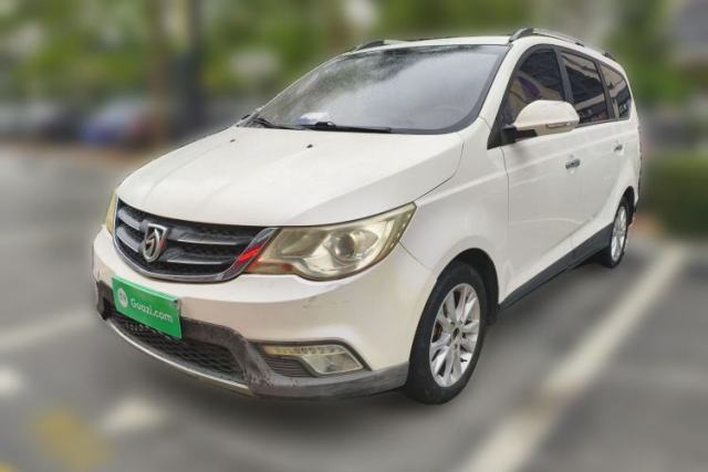 Used Baojun 730 2014 1.5L manual Comfort version 7 seats