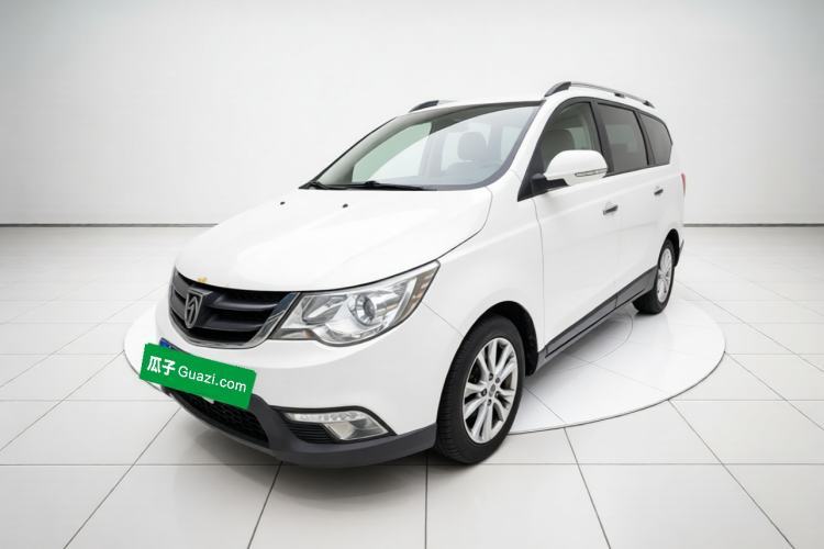 Used Baojun 730 2014 1.5L Manual Luxury Navigation ESP Version 7 Seats Guazi used car, China used car export, Used car for sale, Used cars, Cheapest cars for sale