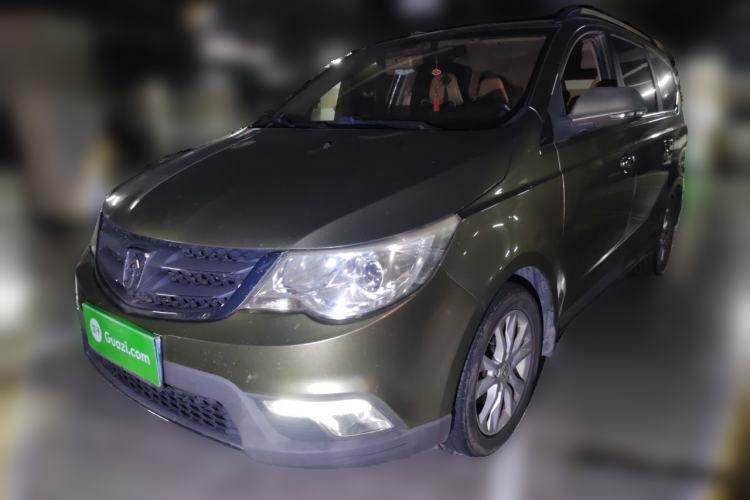 Used Baojun 730 2014 1.5L Manual Luxury Navigation ESP Version 7 Seats Guazi used car, China used car export, Used car for sale, Used cars, Cheapest cars for sale