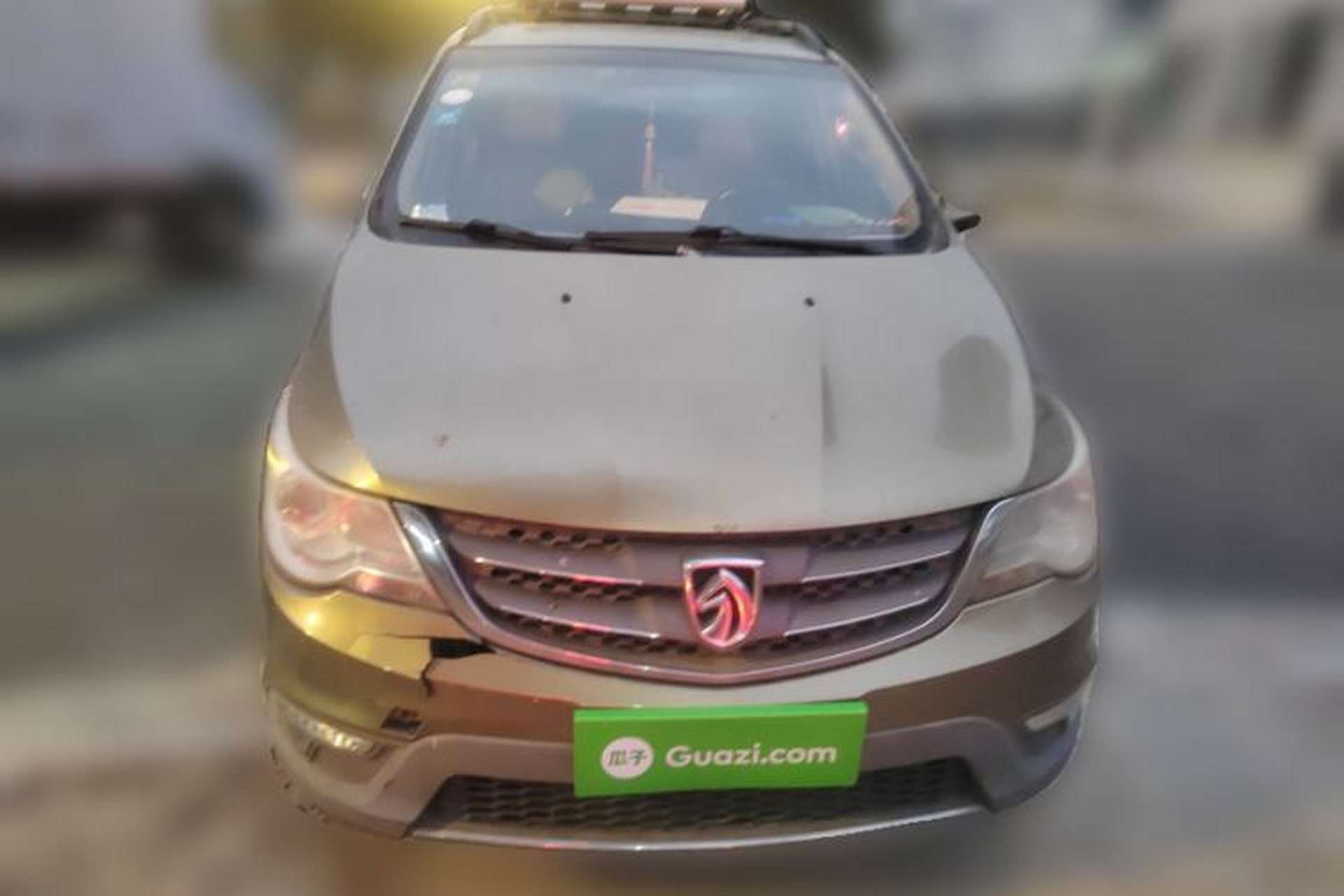 Used Baojun 730 2014 1.5L manual Comfort ESP version 7 seats Exterior 1