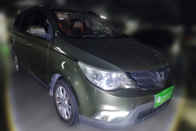 Used Baojun 730 2014 1.5L Manual Luxury Navigation ESP Version 7 Seats Front Right 45 Deg