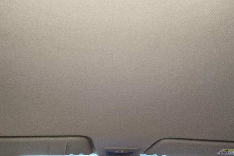 Used Baojun 730 2014 1.5L manual Comfort version 7 seats Headliner